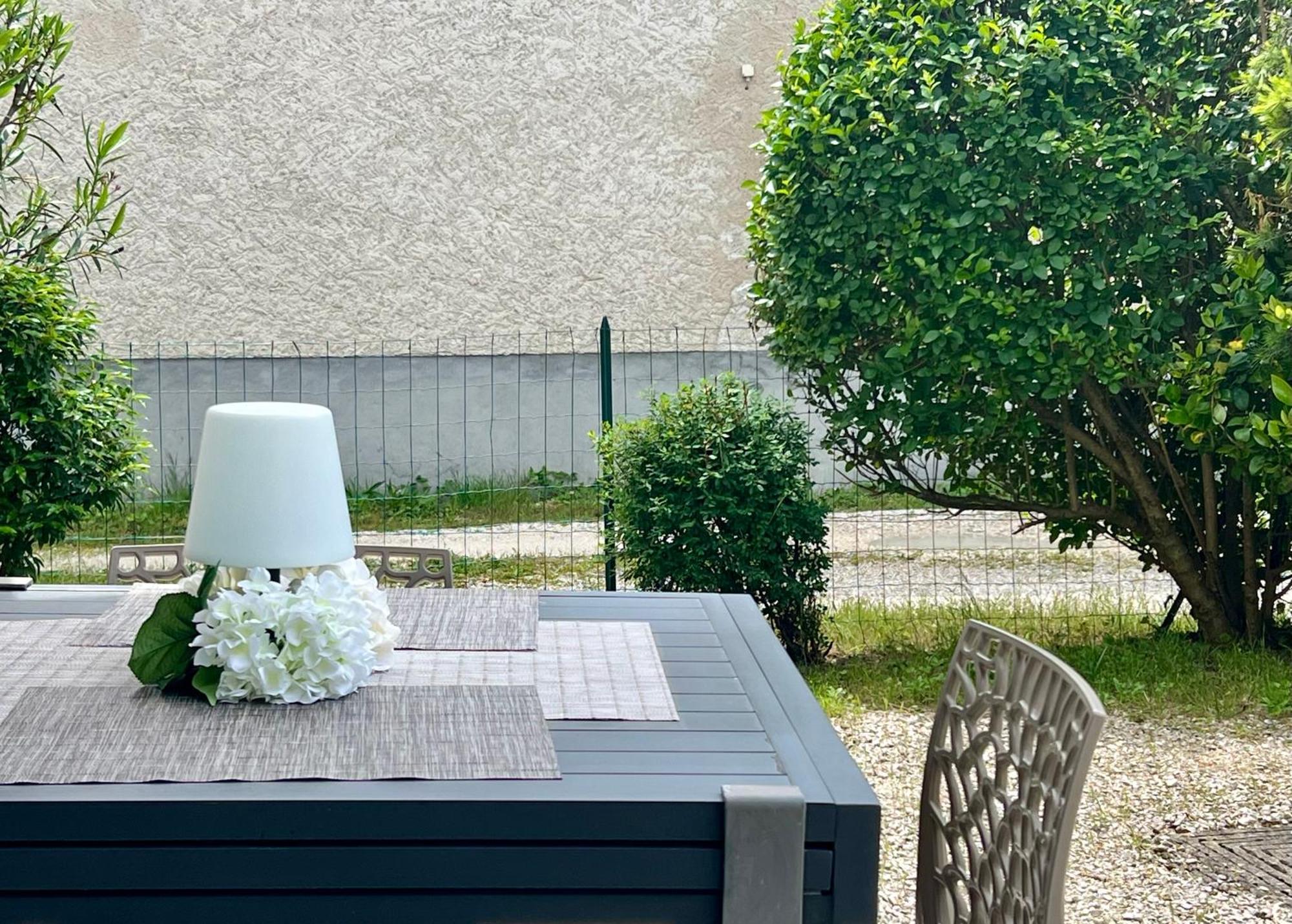 Chambre Au Calme L Jardin I Tram L Grenoble Nord St Egreve 생테그레브 외부 사진